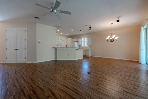 Casa en venta en Ocala, Florida, 2 dormitorios, 163.42 m2 № 2209819 - foto 5