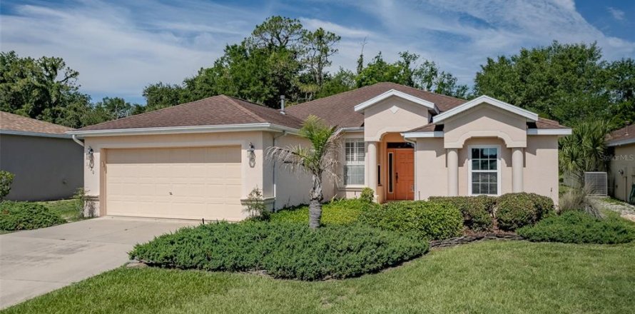 Casa en Ocala, Florida 2 dormitorios, 163.42 m2 № 2209819