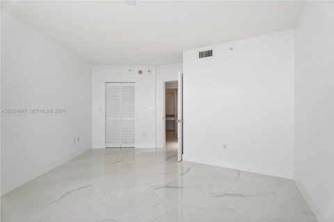 Купить кондоминиум в Авентура, Флорида 1 спальня, 79.9м2, № 2152428 - фото 8