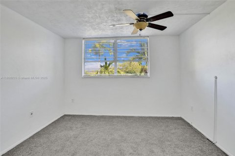 Condominio en venta en Plantation, Florida, 1 dormitorio, 61.32 m2 № 1920742 - foto 12