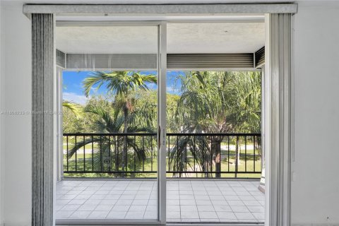 Condominio en venta en Plantation, Florida, 1 dormitorio, 61.32 m2 № 1920742 - foto 15