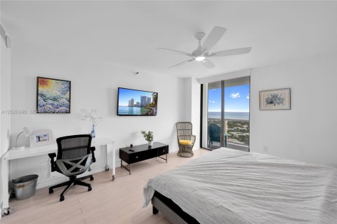 Condo in Aventura, Florida, 2 bedrooms № 2154691 - photo 5