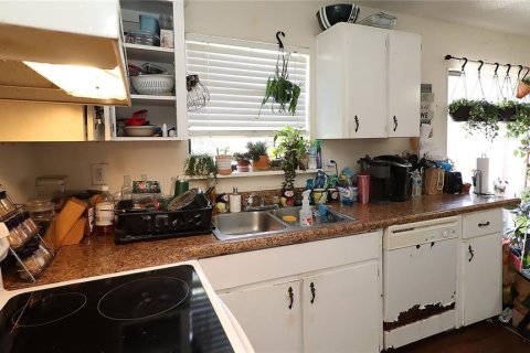 House in Ocala, Florida 2 bedrooms, 85.84 sq.m. № 1884661 - photo 8