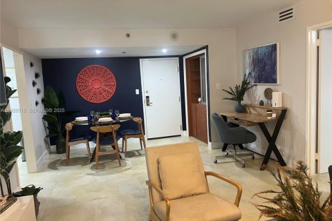 Снять в аренду кондоминиум в Майами-Бич, Флорида 2 спальни, 89.19м2, № 2034838 - фото 5