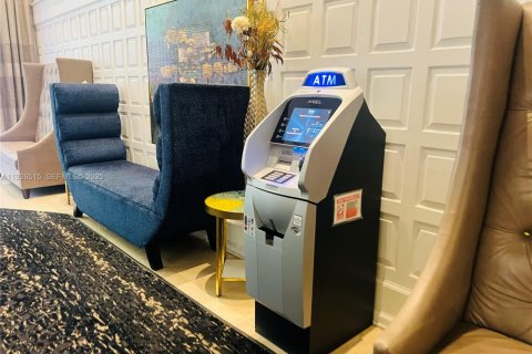 Снять в аренду кондоминиум в Майами-Бич, Флорида 2 спальни, 89.19м2, № 2034838 - фото 18