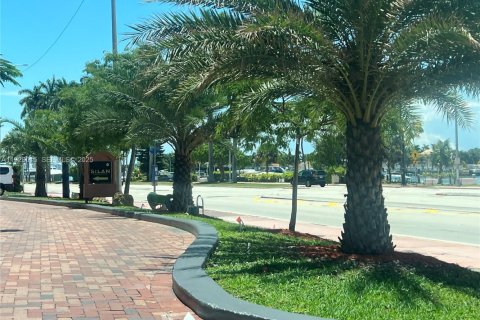 Снять в аренду кондоминиум в Майами-Бич, Флорида 2 спальни, 89.19м2, № 2034838 - фото 20