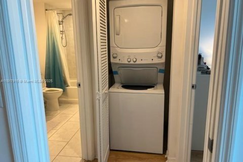 Condominio en venta en Miami, Florida, 1 dormitorio, 58.34 m2 № 1774578 - foto 8
