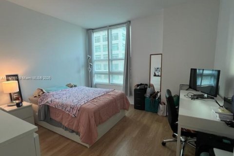 Condominio en venta en Miami, Florida, 1 dormitorio, 58.34 m2 № 1774578 - foto 10
