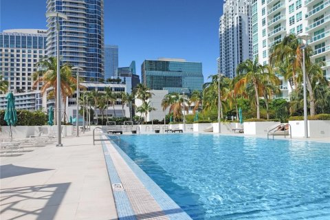 Condominio en venta en Miami, Florida, 1 dormitorio, 58.34 m2 № 1774578 - foto 11