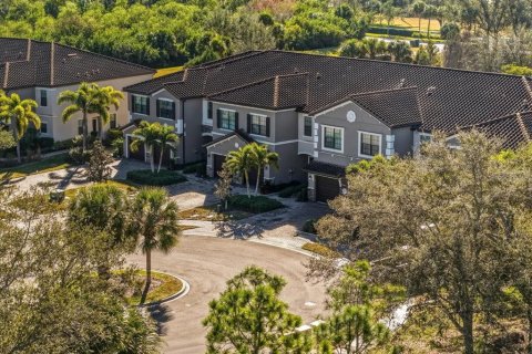 Townhouse in Bradenton, Florida 3 bedrooms, 182.83 sq.m. № 2124107