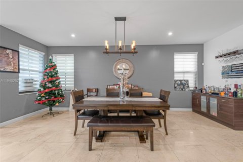 Villa ou maison à louer à Doral, Floride: 3 chambres № 1997681 - photo 9