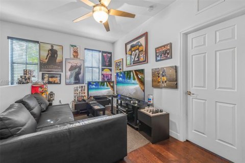 Villa ou maison à louer à Doral, Floride: 3 chambres № 1997681 - photo 18