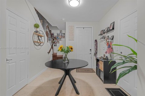 Villa ou maison à louer à Doral, Floride: 3 chambres № 1997681 - photo 6