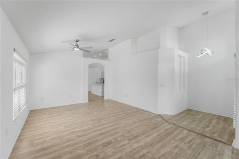 Villa ou maison à vendre à Deltona, Floride: 3 chambres, 172.15 m2 № 1566626 - photo 27