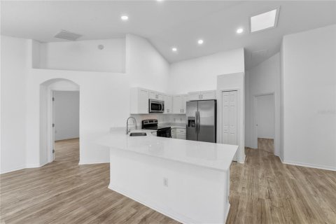 Villa ou maison à vendre à Deltona, Floride: 3 chambres, 172.15 m2 № 1566626 - photo 16