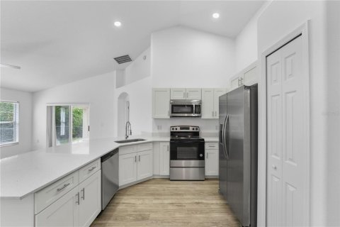 Villa ou maison à vendre à Deltona, Floride: 3 chambres, 172.15 m2 № 1566626 - photo 21