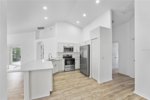 Villa ou maison à vendre à Deltona, Floride: 3 chambres, 172.15 m2 № 1566626 - photo 20