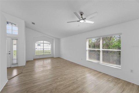 Villa ou maison à vendre à Deltona, Floride: 3 chambres, 172.15 m2 № 1566626 - photo 9