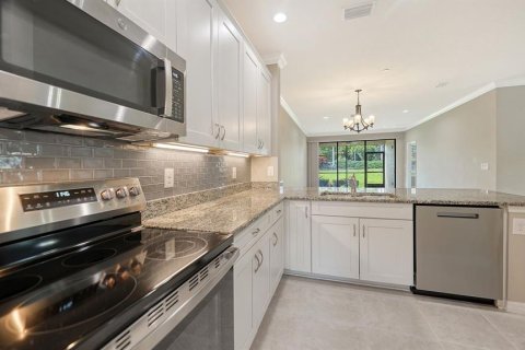 Condo in Lakewood Ranch, Florida, 2 bedrooms  № 2391354 - photo 24
