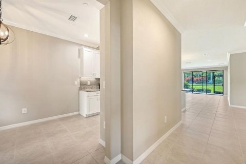 Condo in Lakewood Ranch, Florida, 2 bedrooms  № 2391354 - photo 22