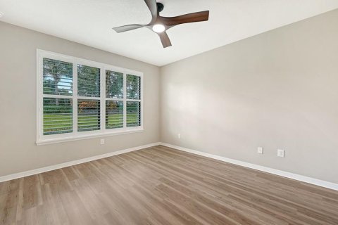 Condo in Lakewood Ranch, Florida, 2 bedrooms  № 2391354 - photo 9
