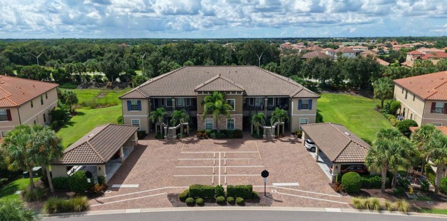 Condo in Lakewood Ranch, Florida, 2 bedrooms  № 2391354