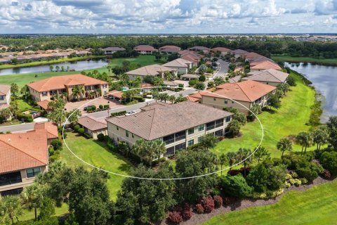 Condo in Lakewood Ranch, Florida, 2 bedrooms  № 2391354 - photo 14