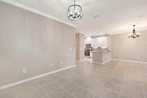 Condo in Lakewood Ranch, Florida, 2 bedrooms  № 2391354 - photo 29