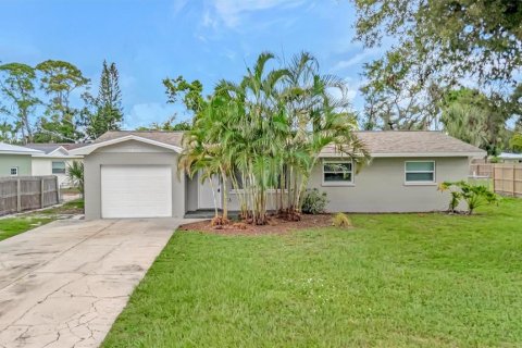 Villa ou maison à vendre à Bradenton, Floride: 3 chambres, 96.62 m2 № 1888454 - photo 1