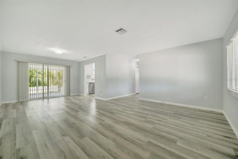 Villa ou maison à vendre à Bradenton, Floride: 3 chambres, 96.62 m2 № 1888454 - photo 24