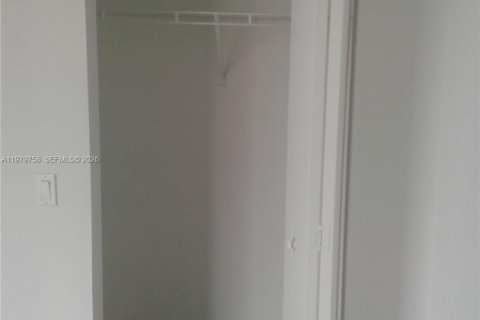 Copropriété à louer à Miami, Floride: 1 chambre, 39.95 m2 № 2046146 - photo 15