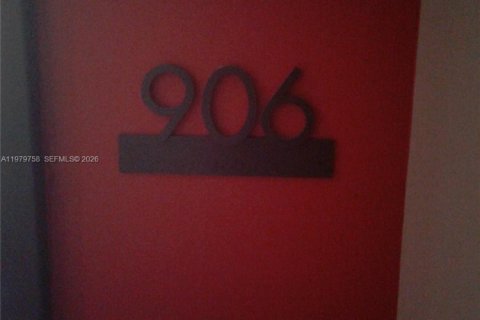 Copropriété à louer à Miami, Floride: 1 chambre, 39.95 m2 № 2046146 - photo 13