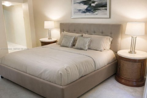 Снять в аренду кондоминиум в Холливуд, Флорида 1 спальня, 83.15м2, № 2065306 - фото 10