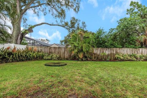 Villa ou maison à louer à Tampa, Floride: 4 chambres, 148.46 m2 № 2413778 - photo 6