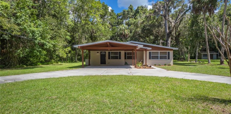 Villa ou maison à Crystal River, Floride 3 chambres, 155.52 m2 № 1909034