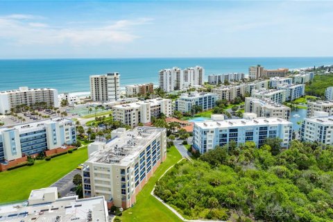 Condo in New Smyrna Beach, Florida, 2 bedrooms  № 1907569 - photo 4