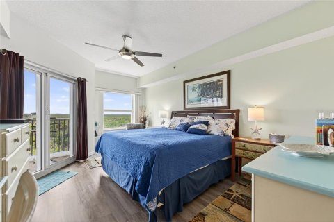 Condo in New Smyrna Beach, Florida, 2 bedrooms  № 1907569 - photo 21