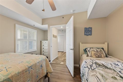 Condo in New Smyrna Beach, Florida, 2 bedrooms  № 1907569 - photo 29