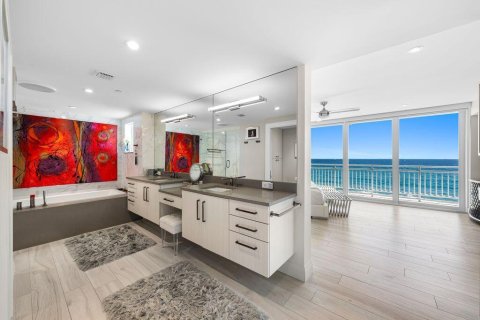 Condo in Boca Raton, Florida, 3 bedrooms  № 2260666 - photo 14