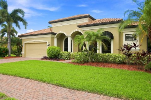 Villa ou maison à vendre à Sarasota, Floride: 4 chambres, 225.29 m2 № 2227651 - photo 3