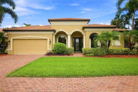 Villa ou maison à vendre à Sarasota, Floride: 4 chambres, 225.29 m2 № 2227651 - photo 2