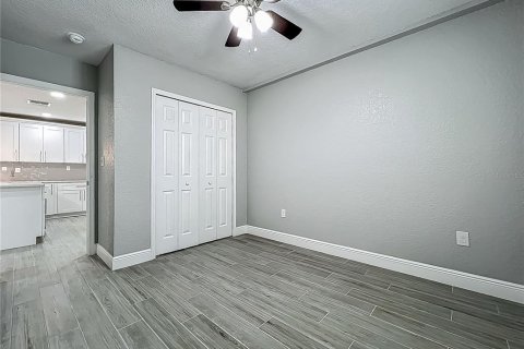 Casa en venta en Orlando, Florida, 4 dormitorios, 157.93 m2 № 1679892 - foto 19