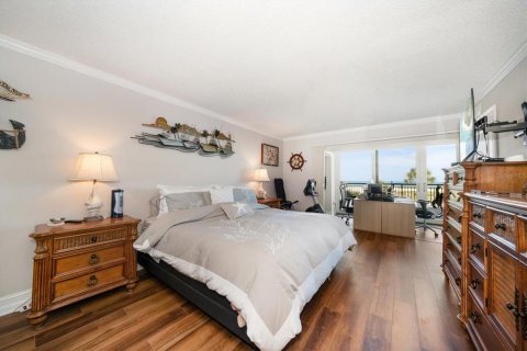 Condominio en venta en Clearwater, Florida, 2 dormitorios, 112.23 m2 № 1873149 - foto 25