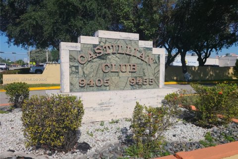 Condo in Miami, Florida, 1 bedroom  № 2068494