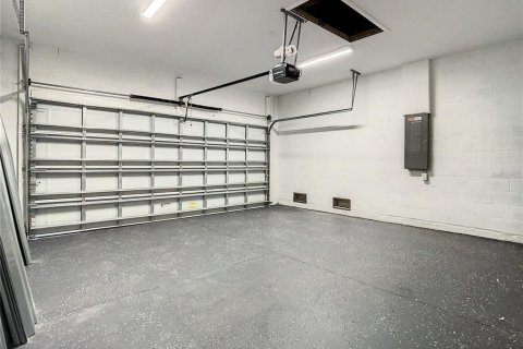Купить виллу или дом в Порт-Шарлотт, Флорида 8 комнат, 176.79м2, № 2105054 - фото 12