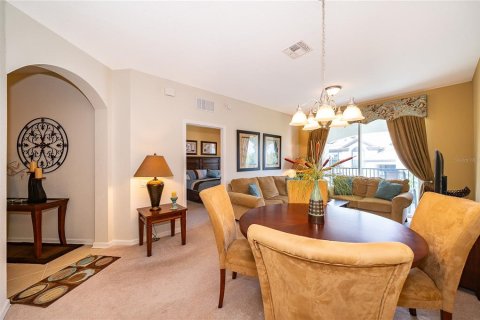 Condo in Orlando, Florida, 2 bedrooms  № 2218546 - photo 20