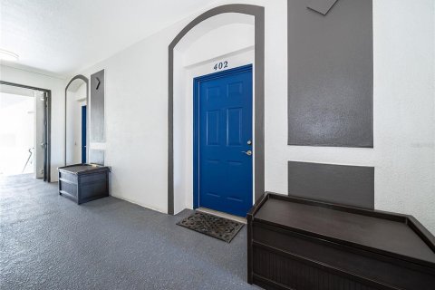 Condo in Orlando, Florida, 2 bedrooms  № 2218546 - photo 15