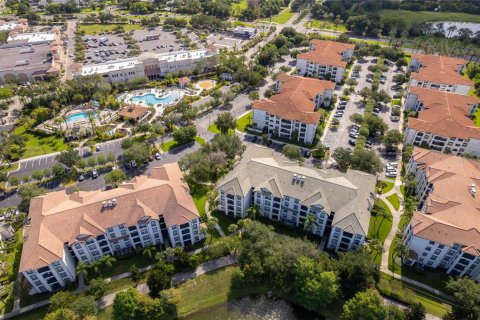 Condo in Orlando, Florida, 2 bedrooms  № 2218546 - photo 7