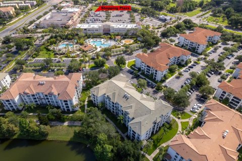 Condo in Orlando, Florida, 2 bedrooms  № 2218546 - photo 8