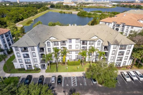 Condo in Orlando, Florida, 2 bedrooms № 2218546
